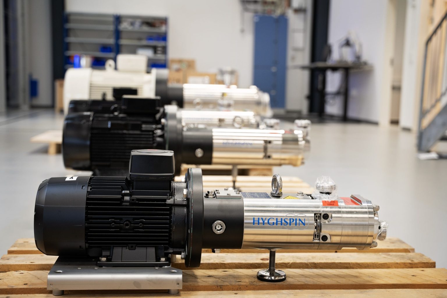 Jungheinrich pump truck in the warehouse